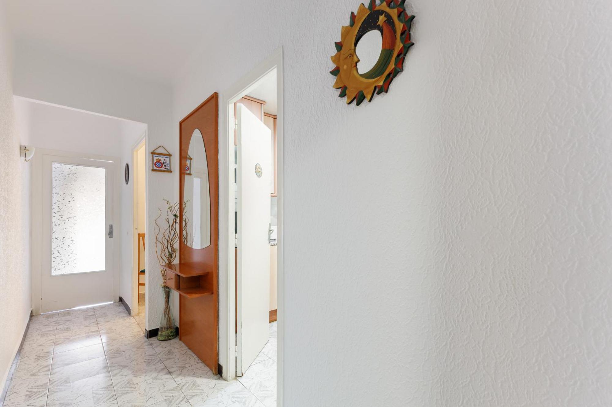 Besos - Bright Apartment Close To Congress & Port Sant Adria de Besos Εξωτερικό φωτογραφία