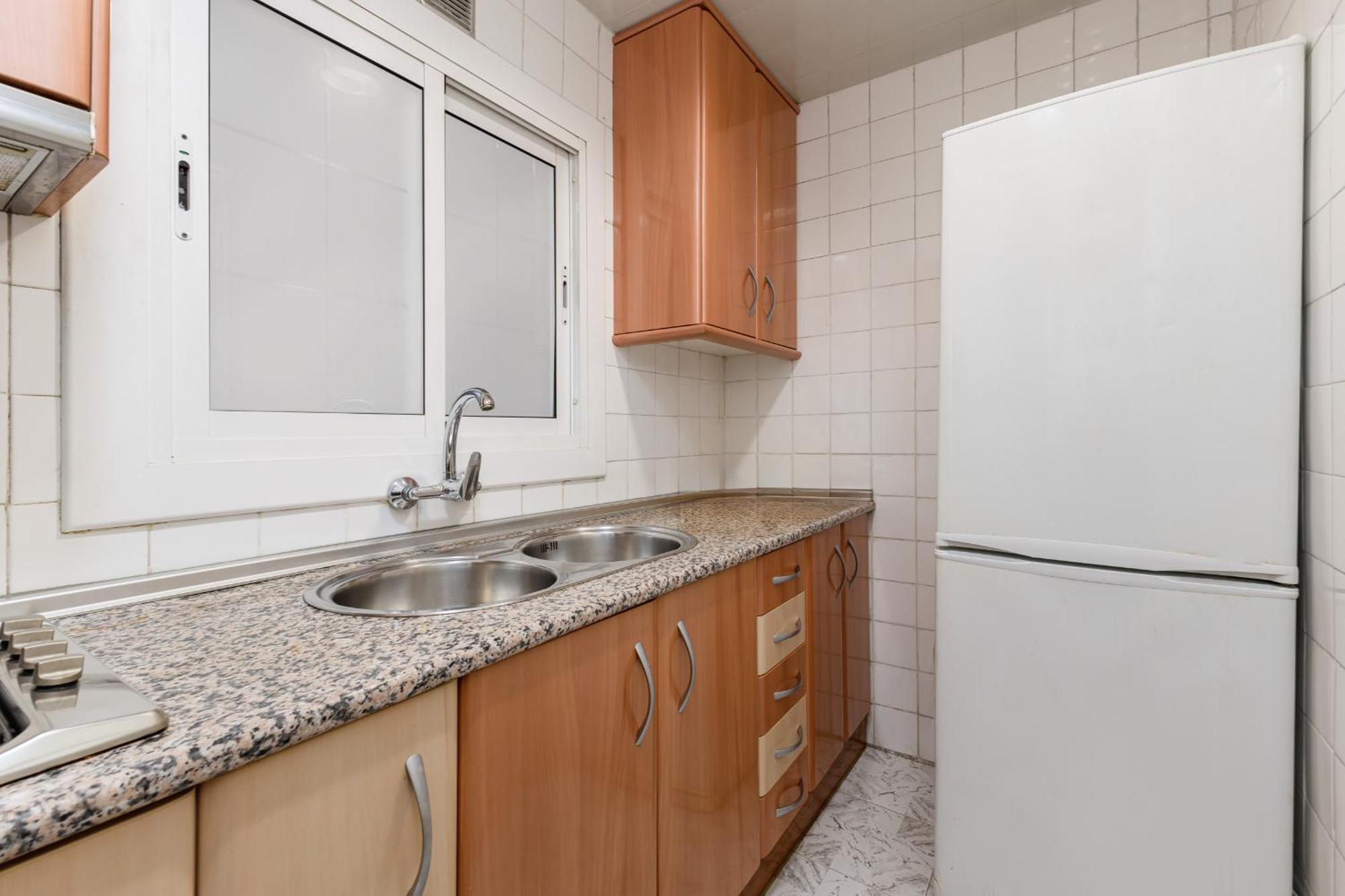Besos - Bright Apartment Close To Congress & Port Sant Adria de Besos Εξωτερικό φωτογραφία