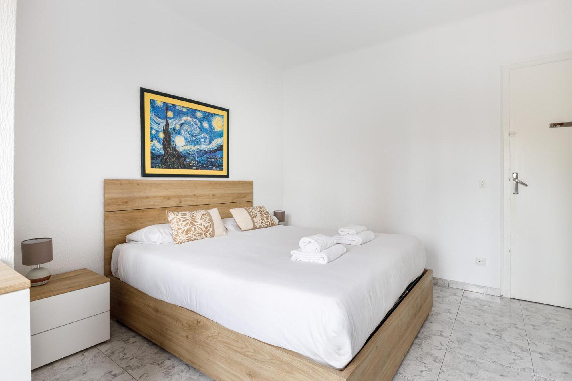 Besos - Bright Apartment Close To Congress & Port Sant Adria de Besos Εξωτερικό φωτογραφία